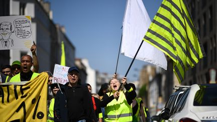 Des "gilets jaunes" à Saint-Denis (Seine-Saint-Denis), samedi 20 avril 2019. (ANNE-CHRISTINE POUJOULAT / AFP)