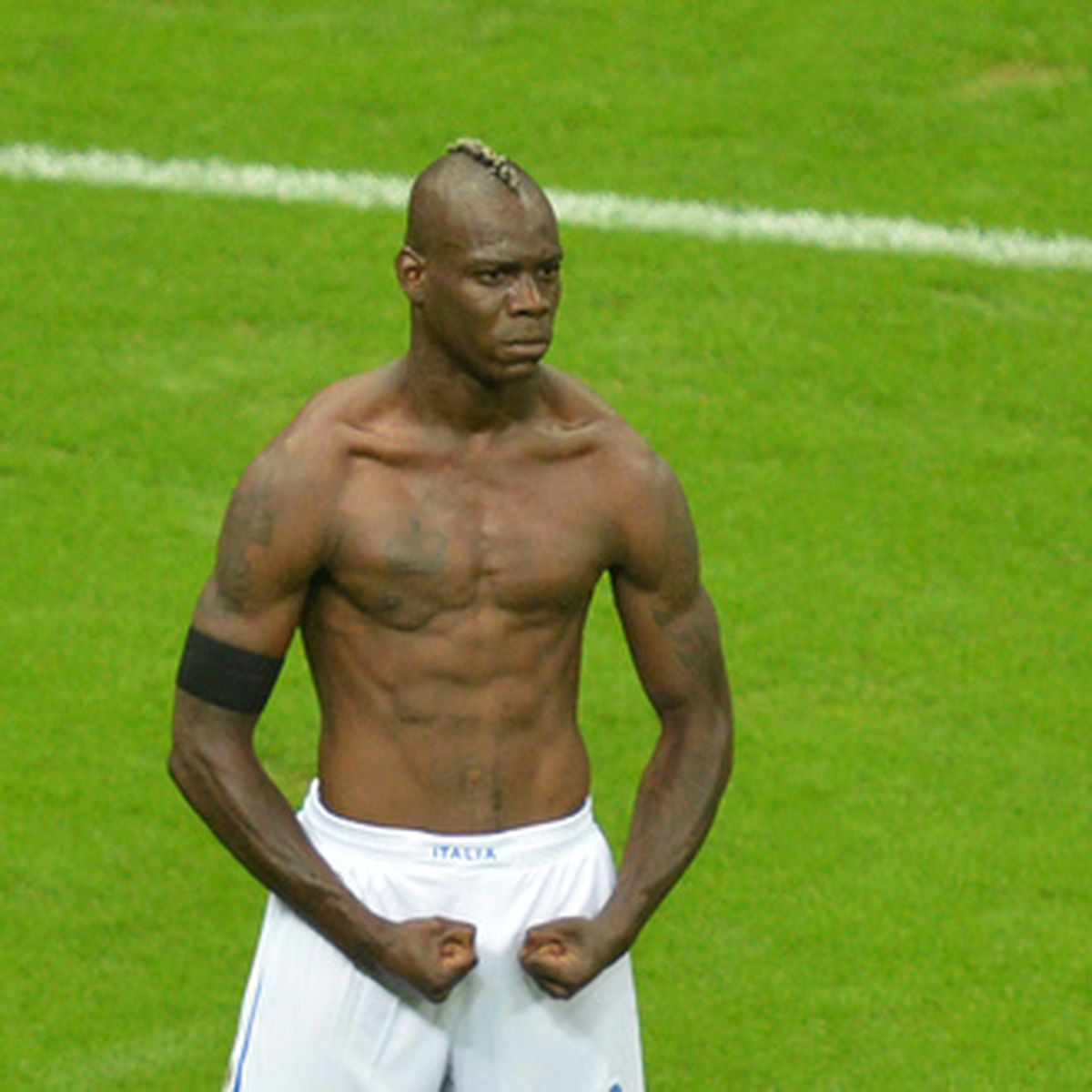 Les 10 gros dérapages de Mario Balotelli