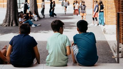 La cour d'un collège à Toulouse (Haute-Garonne), le 2 septembre 2024. (ADRIEN NOWAK / AFP)