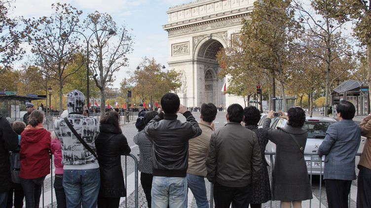 Les Touristes Chinois Aiment De Plus En Plus La France 