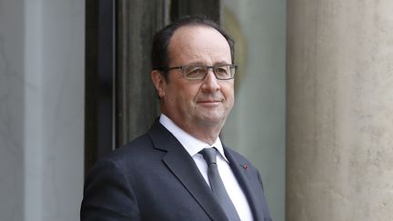 Fran&ccedil;ois Hollande, le 24 mai 2016 &agrave; l'Elys&eacute;e. (PATRICK KOVARIK / AFP)