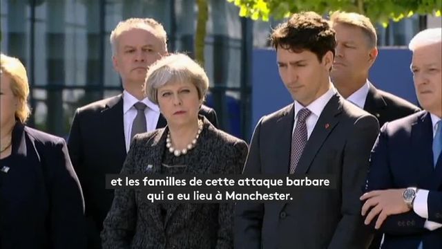 Minute de silence lors du sommet de l'Otan