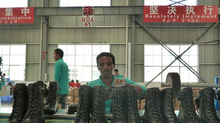 Une usine de chaussures chinoises en Ethiopie en 2012&nbsp; (JENNY VAUGHAN / AFP)