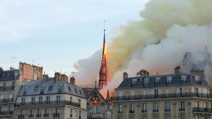 Incendie de Notre-Dame de Paris : au cœur du brasier avec les soldats du feu