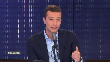 Jordan Bardella, vice-président du Rassemblement national, était l'invité du "8h30 franceinfo", jeudi 24 septembre. (FRANCEINFO / RADIOFRANCE)