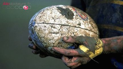 Rugby : les adolescents sont-ils suffisamment protégés ?