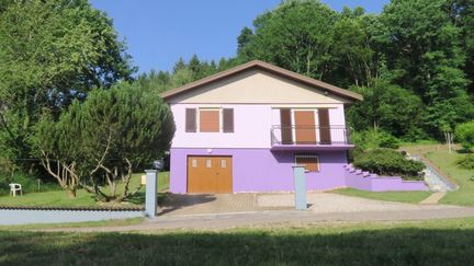 La maison du couple Jacob à Aumontzey (Vosges), photographiée en juin 2017. (MAXPPP)