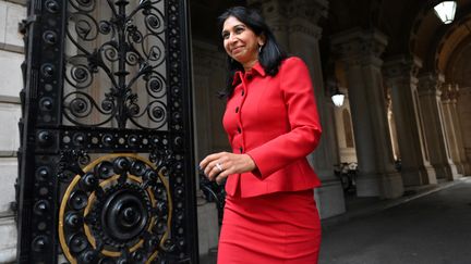 La ministre de l'Intérieur&nbsp;Suella Braverman à son arrivée au 10 Downing Street pour une réunion avec le nouveau gouvernement, le 7 septembre 2022. (JUSTIN TALLIS / AFP)