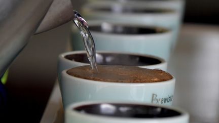 Des tasses de café. Photos d'illustration. (LUIS ACOSTA / AFP)