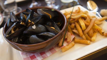 Le célèbre "moules-frites". (FOTOLIA)