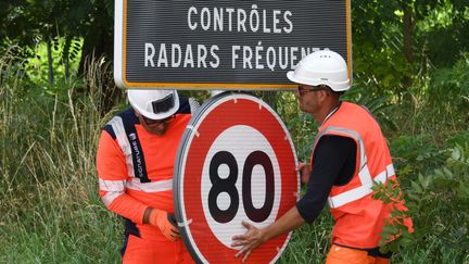 La vitesse sur les routes secondaires est limitée à 80 km/h depuis le 1er juillet. (PASCAL PAVANI / AFP)