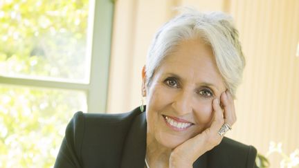 Joan Baez sort un nouvel album, "Whistle Down The Wind". (STEWART VOLLAND)