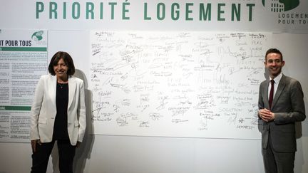 La maire PS de Paris, Anne Hidalgo, lors de la conf&eacute;rence "Priorit&eacute; logement", le 23 juin 2014. (FRED DUFOUR / AFP)