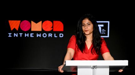 La militante saoudienne Lina Al-Hathloul lors du 10e anniversaire du sommet Women in the World, le 10 avril 2019 à New York (Etats-Unis). (MIKE COPPOLA / GETTY IMAGES NORTH AMERICA / AFP)