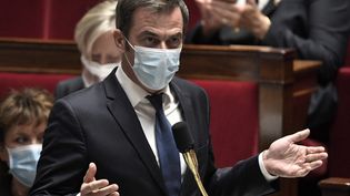 Olivier Véran, le ministre de la Santé à l'Assemblée nationale, le 3 novembre 2020. (STEPHANE DE SAKUTIN / AFP)