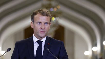 Emmanuel Macron lors d'une conférence de presse à Bagdad, le 28 août 2021, en Irak. (LUDOVIC MARIN / AFP)