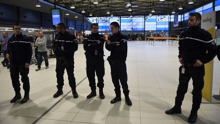 &nbsp; (Le groupe de touristes chinois a été agressé à Gonesse, près de l'aéroport de Roissy Charles de Gaulle © AFP / ERIC FEFERBERG)