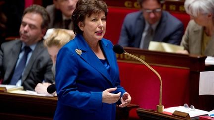 La ministre de la Solidarité, Roselyne Bachelot, à l'Assemblée le 8 mars 2011 (AFP - MARTIN BUREAU)