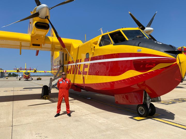 Jean-Marc Matéo, pilote de canadairs à la base de Nîmes-Garons (BORIS LOUMAGNE / FRANCEINFO / RADIO FRANCE)