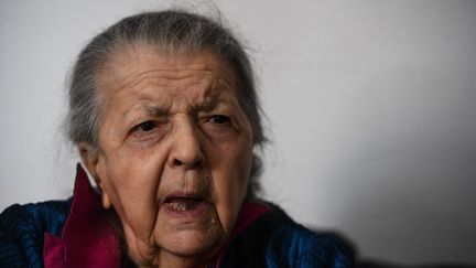 La résistante Madeleine Riffaud, à Paris, en août 2021. (CHRISTOPHE ARCHAMBAULT / AFP)