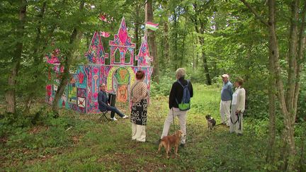 Le festival Vent des forêts présente huit nouvelles œuvres sur les sentiers meusiens. (FRANCE 3 GRAND EST)