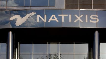 Le siège de la banque Natixis, dans le 12e arrondissement de Paris, en 2020. (MANUEL COHEN / AFP)