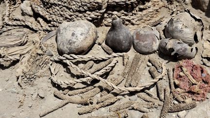 Au Pérou, les 2 momies se trouvaient au sommet d'une pyramide tronquée de 20 mètres de haut située dans le complexe de la "huaca" (site religieux en langue quechua) de Pucllana, à Miraflores, quartier liménien cossu (octobre 2013)
 (CRIS BOURONCLE / AFP)