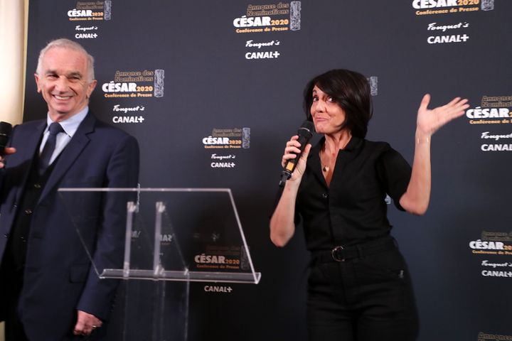 Le président des César Alain Terzian et l'humoriste Florence Foresti lors de l'annonce des nommés aux César le 29 janvier 2020. (JP PARIENTE/SIPA)