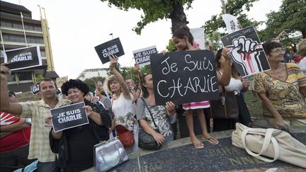 &nbsp; (Papeete le 7 janvier 2015. Rassemblement organisé en hommage aux victimes de l’attentat contre le journal Charlie Hebdo © MaxPPP)