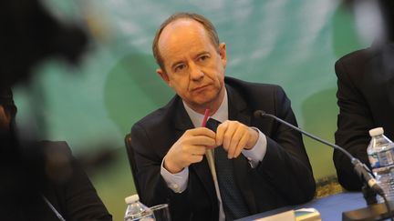 Le ministre de la Justice, Jean-Jacques Urvoas, donne une conférence de presse à Lille, le 18 avril 2016. (SARAH ALCALAY / SIPA)