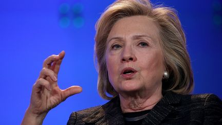 Hillary Clinton prend la parole lors d'une Conf&eacute;rence pour les femmes &agrave; Santa Clara en Californie, le 2' f&eacute;vrier 2015. (JUSTIN SULLIVAN / GETTY IMAGES NORTH AMERICA/ AFP)