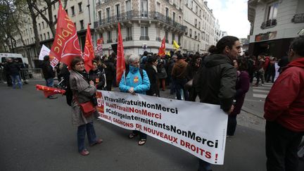 Manifestation des intermittents du spectacle devant le siège du Medef, à Paris, le 28 avril 2016. (MAXPPP)