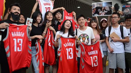 Hong Kong : un tweet polémique d'un entraîneur de la NBA fait réagir le pouvoir chinois