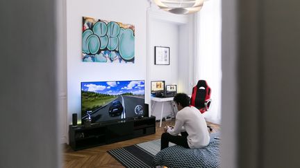 La chambre connectée de l'appartement du futur, le 9 mai 2019 à Paris. (VINCENT ISORE / MAXPPP)