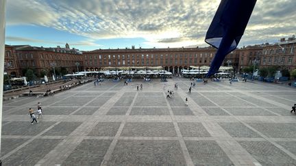 La face cachée du Capitole à Toulouse : les caves et le balcon de la mairie