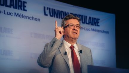 Le candidat de l'Union populaire, Jean-Luc Mélenchon, lors du premier tour de l'élection présidentielle, le 10 avril 2022 au Cirque d'hiver à Paris. (ANDRE ALVES / HANS LUCAS)