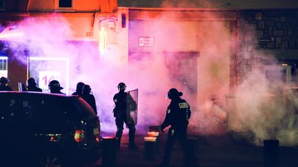 Plus de 3 000 personnes ont manifesté à Toulouse, le 2 mars 2019.&nbsp;Des heurts ont éclaté en fin d'après-midi. (VALENTIN BELLEVILLE / HANS LUCAS / AFP)