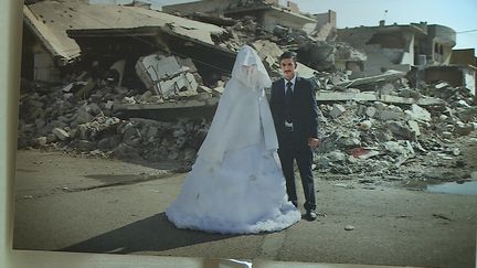 Deux fiancés avant l'arrivée de Daech. Mossoul Est (Irak) - 2017 (Véronique de Viguerie)