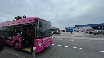 Un bus de la compagnie dunkerquoise DK Bus (Radio France - Jeanne de Butler)