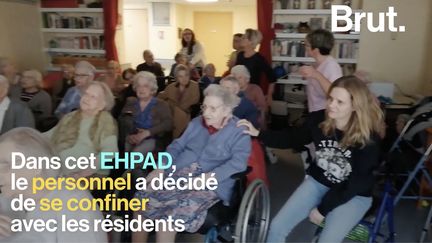 Prêt à tout pour protéger les résidents d'une contamination au Covid-19, le personnel de cet EHPAD de Nouvelle-Aquitaine a fait un choix radical : se confiner avec eux.