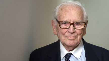 Le couturier Pierre Cardin, avril 2014
 (CURTO DE LA TORRE / AFP)