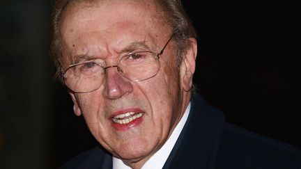 Le journaliste britannique David Frost, ici photographi&eacute; en 2009, est mort samedi 31 ao&ucirc;t d'un arr&ecirc;t cardiaque. (MAX NASH / AFP)