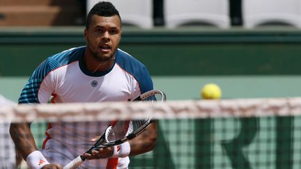 Jo-Wilfried Tsonga, sans entraîneur depuis avril 2011, recevrait des conseils de Yannick Noah