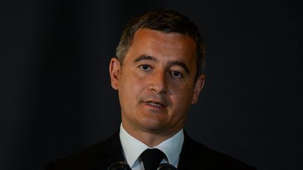 Le ministre de l'Intérieur, Gérald Darmanin, le 26 juillet 2021 à Saint-Etienne-du-Rouvray (Seine-Maritime). (JEAN-FRANCOIS MONIER / AFP)