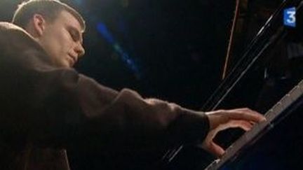 Le pianiste hongrois Adam Gyorgy invité de &quot;Piano en Valois&quot;
 (Culturebox)