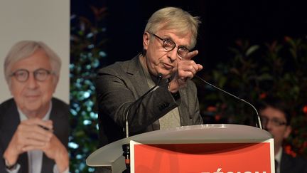 Jean-Pierre Masseret, tête de liste PS dans la région Alsace-Champagne-Ardenne-Lorraine, tient un meeting le 3 décembre 2015 à Strasbourg. (PATRICK HERTZOG / AFP)