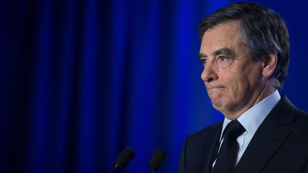 Présidentielle : autour de François Fillon, c'est l'hécatombe