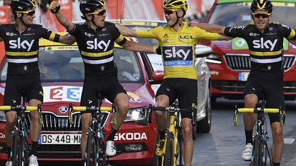 Chris Froome et Sky prêts pour faire le doublé sur Tour-Vuelta (LIONEL BONAVENTURE / AFP)