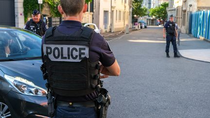 Nice, Grenoble, région parisienne& La fronde des policiers s'étend en France après l'incarcération de leur collègue à Marseille