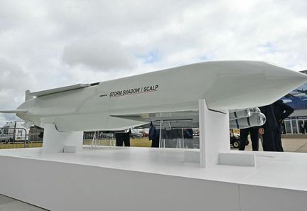 Un missile Storm Shadow au salon aéronautique international de Farnborough, au sud-ouest de Londres, le 22 juillet 2024. (JUSTIN TALLIS / AFP)